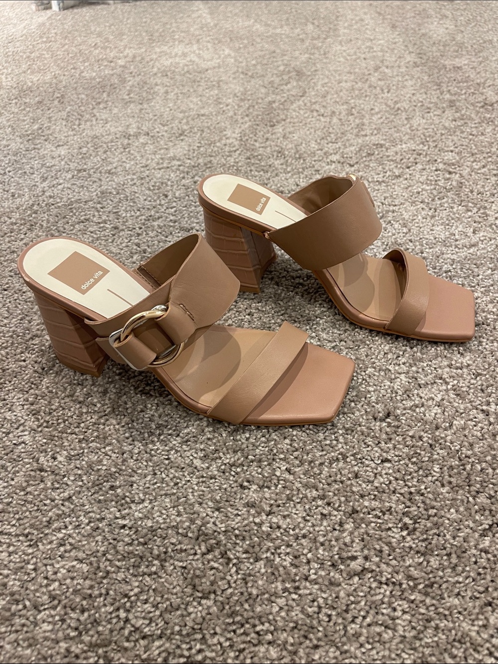 Dolce Vita Women’s Tan Block Heel Slide Sandals with Buckle Detail